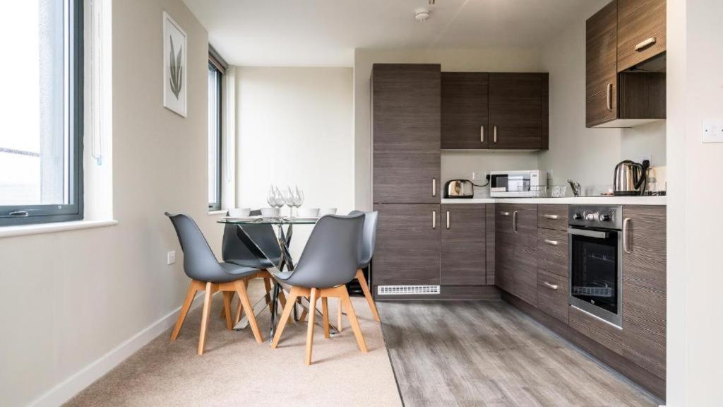 Adelphi Wharf Luxury Apartments Mánchester Exterior foto